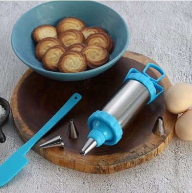 Noilla - Set for making and decorating pastry delicacies