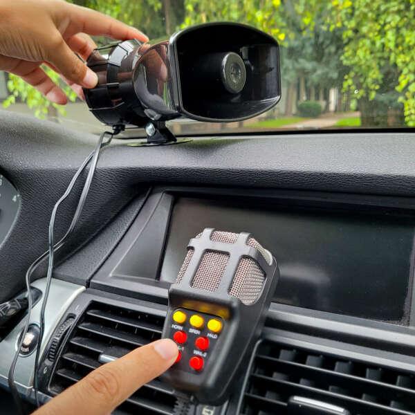 Lautxon - Vehicle siren with microphone